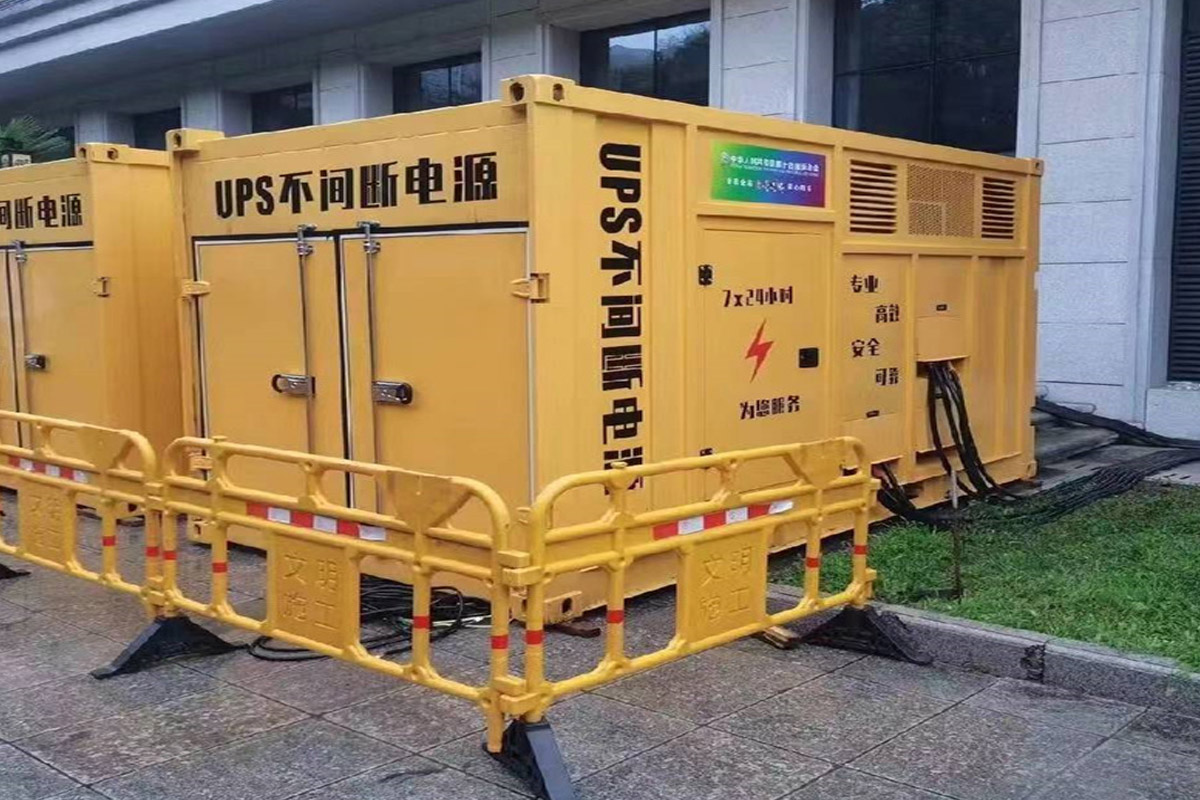 兴宾发电机租赁施工现场